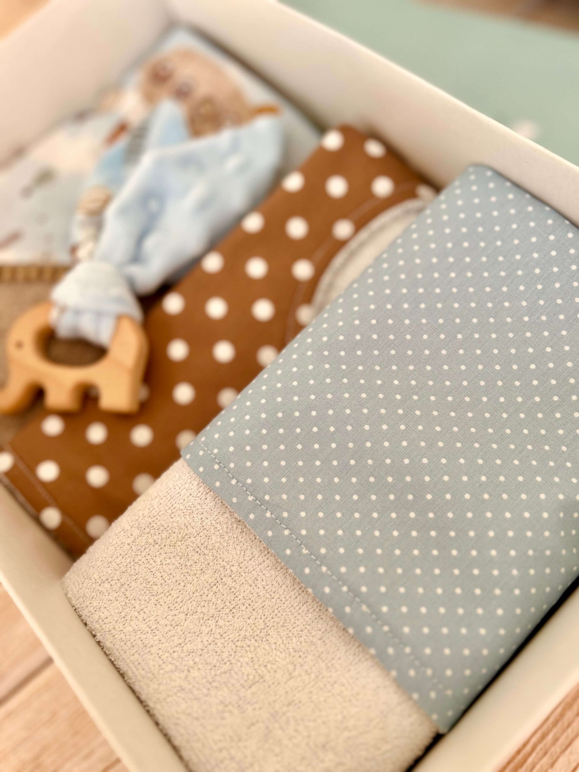 Lalakooki Luxury Box - wild and free
