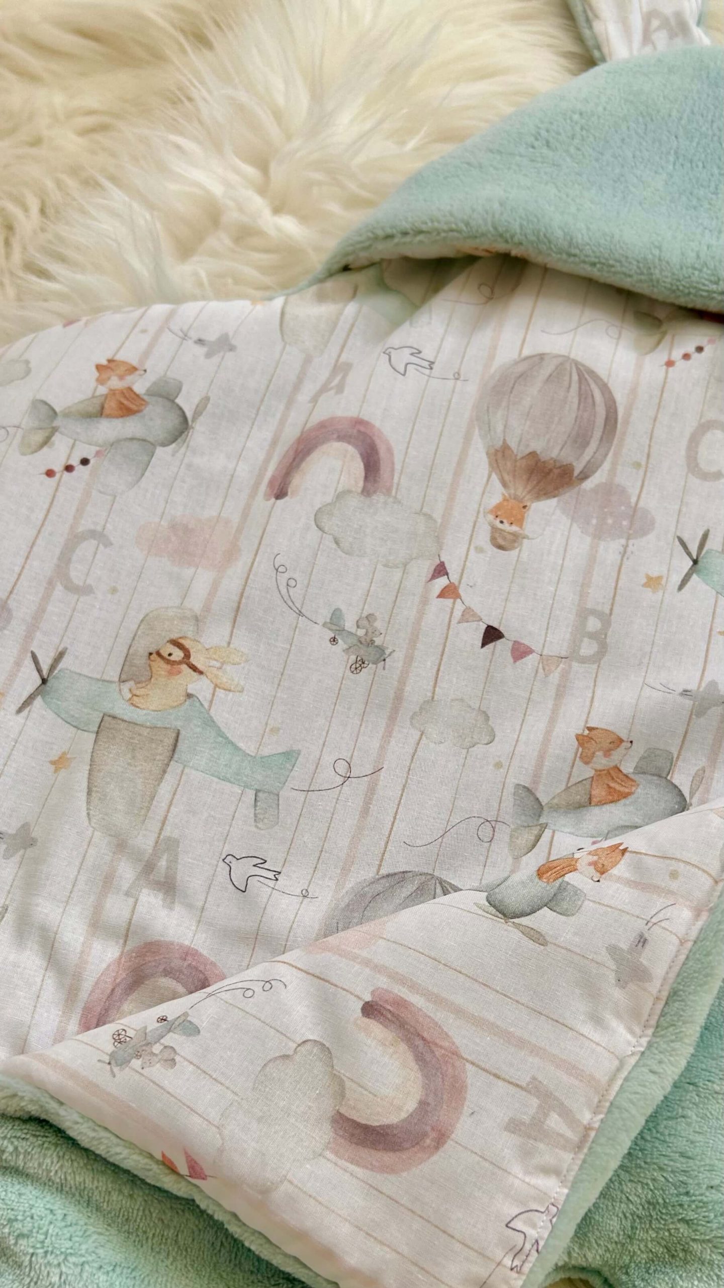 Baby suit - Flying Animals