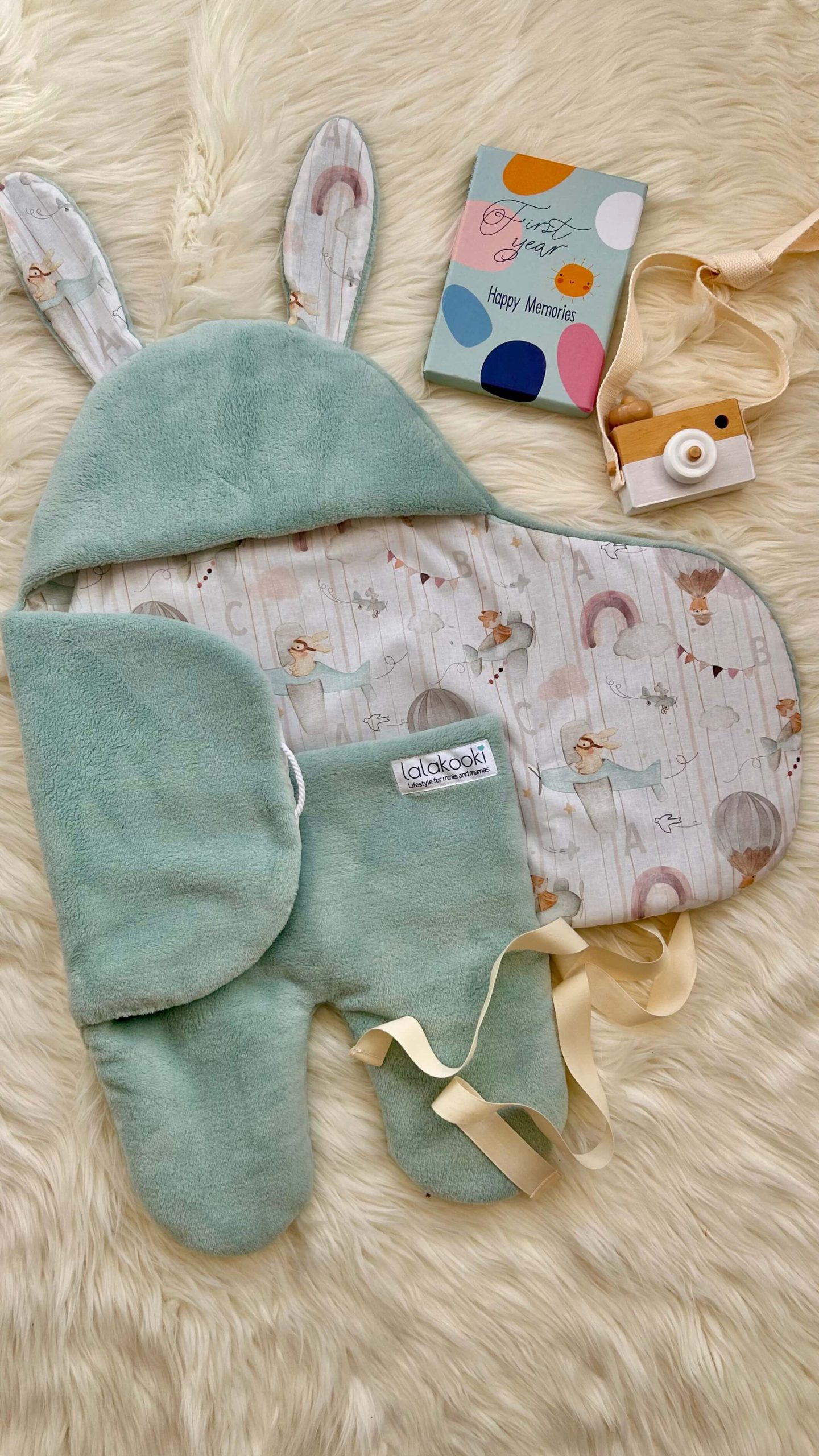 Baby suit - Flying Animals