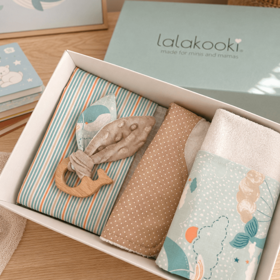 Lalakooki Luxury Box-flying whale
