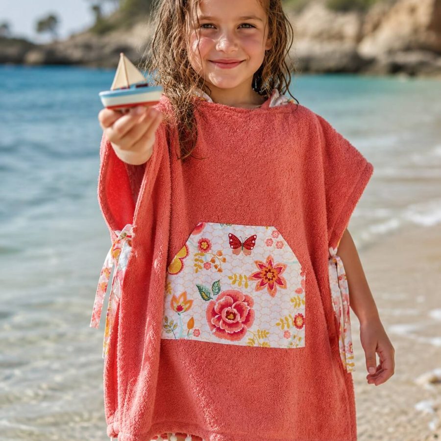 lala poncho-bold flowers
